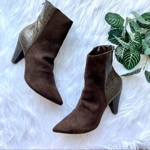 New Directions NWT Croc Ankle Booties Brown